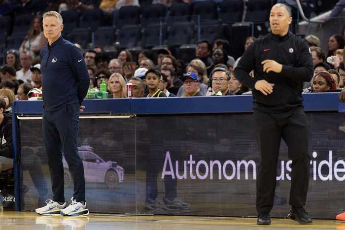 科尔：卢就像有过目不忘的本领 能让他瞬间洞察场上的一切